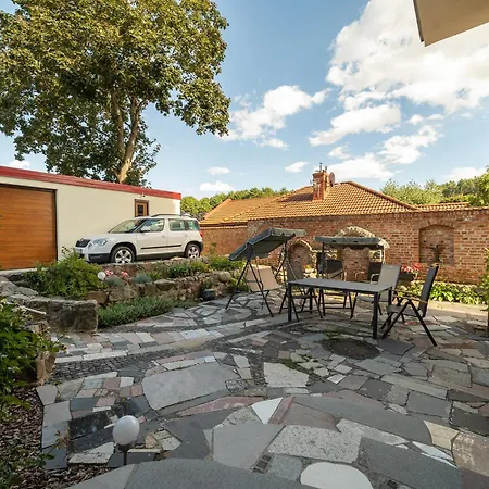 Urszuli 89-606 Ul Turystyczna 39 * Хажуковы