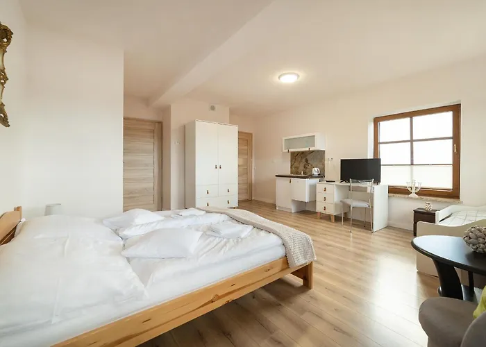 Urszuli 89-606 Ul Turystyczna 39 * Charzykowy